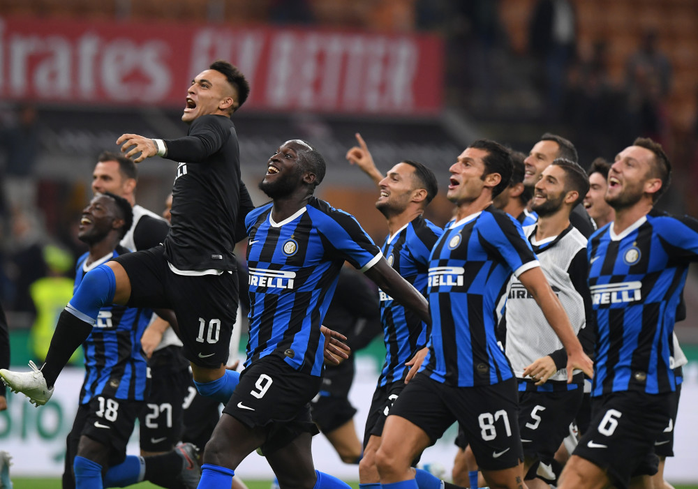 2025年成都混合团体世界杯第二阶段，日乒以8-0战胜瑞典队，取得六连胜，雪藏张本兄妹，伊藤美诚、松岛辉空表现强势。