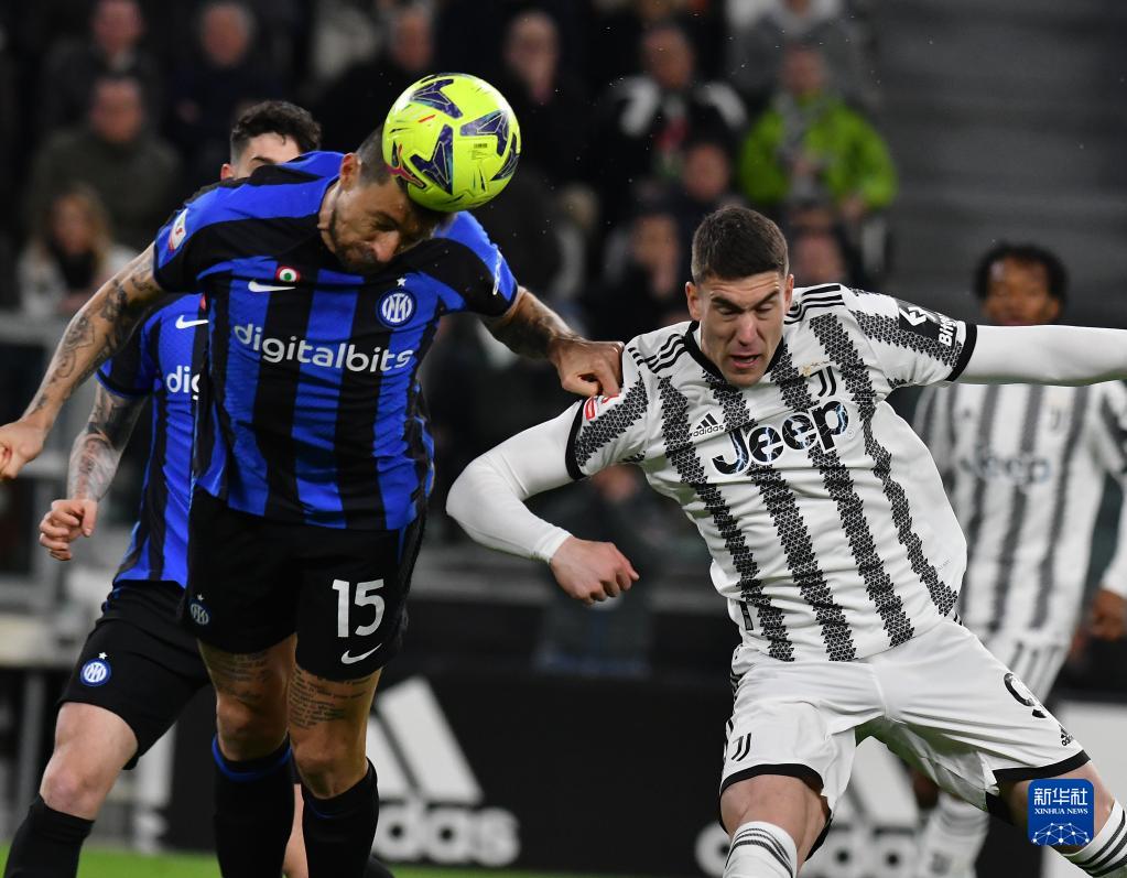 足球俱乐部战术调整最新动态