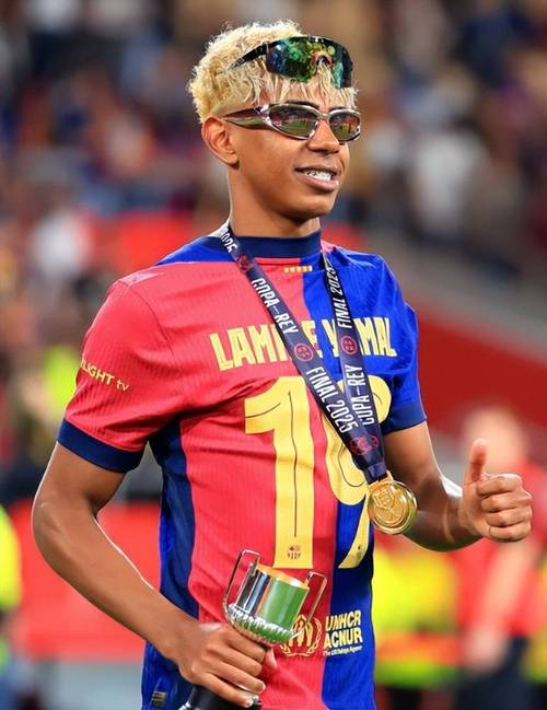 劳塔罗：我每天都为这件球衣付出很多，我为自己感到自豪