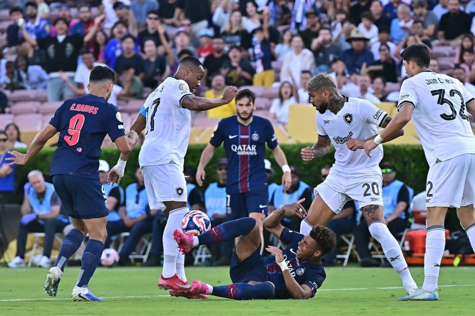 杜伦再次收获大号两双，本赛季已经5次贡献15+15