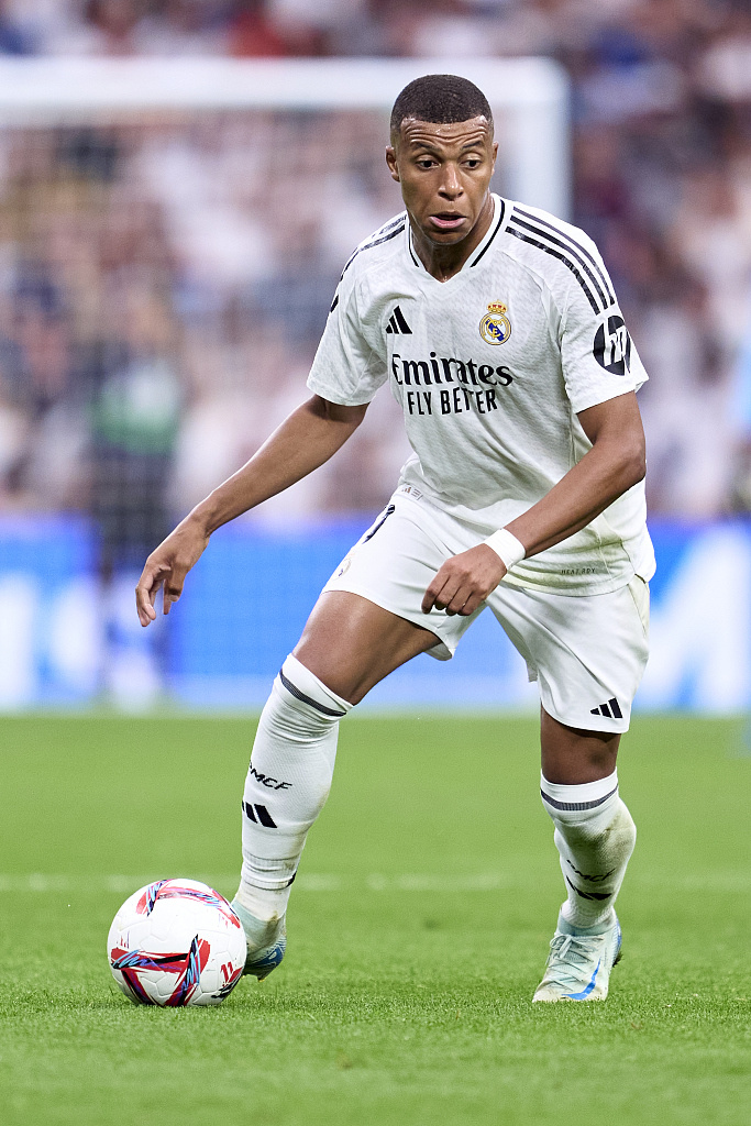 TA：FIFA在卖世界杯期间的停车证，价格是每场75至175美元