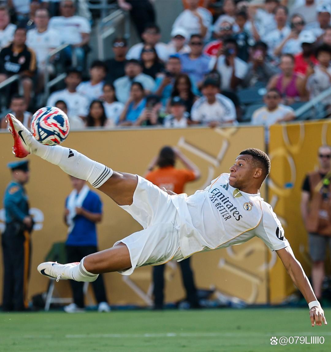 率队夺冠后，梅西蝉联美职联年度MVP