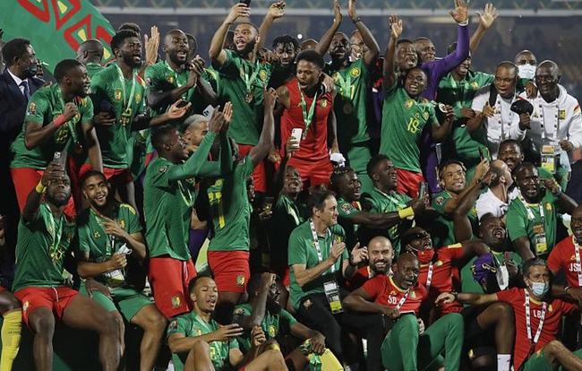 德转列中锋身价榜：哈兰德1.8亿欧居首，姆巴佩第二