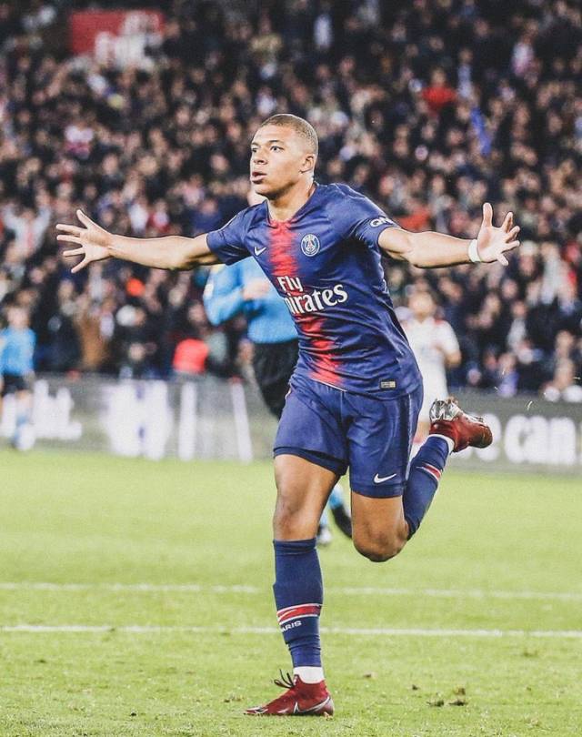 马塔：曼联最近的势头变好了，希望他们能延续