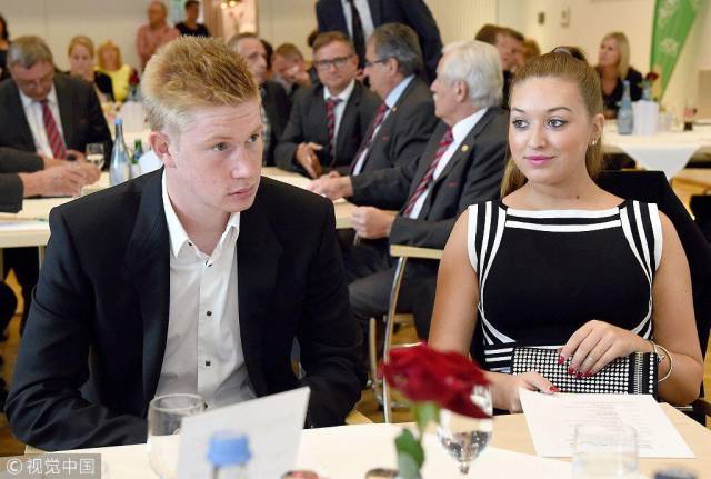 世界杯分组揭晓悬念丛生